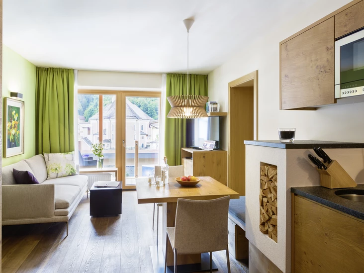 Wohnbereich | Kachelofen | Suite Sommerberg | 2 Personen | 5* DasPosthotel