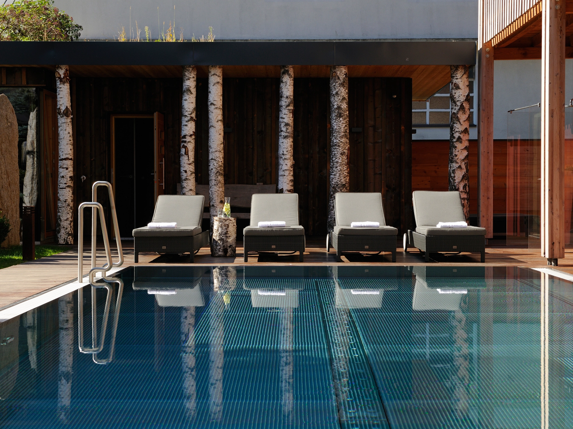 Exclusive pool area | 5* DasPosthotel